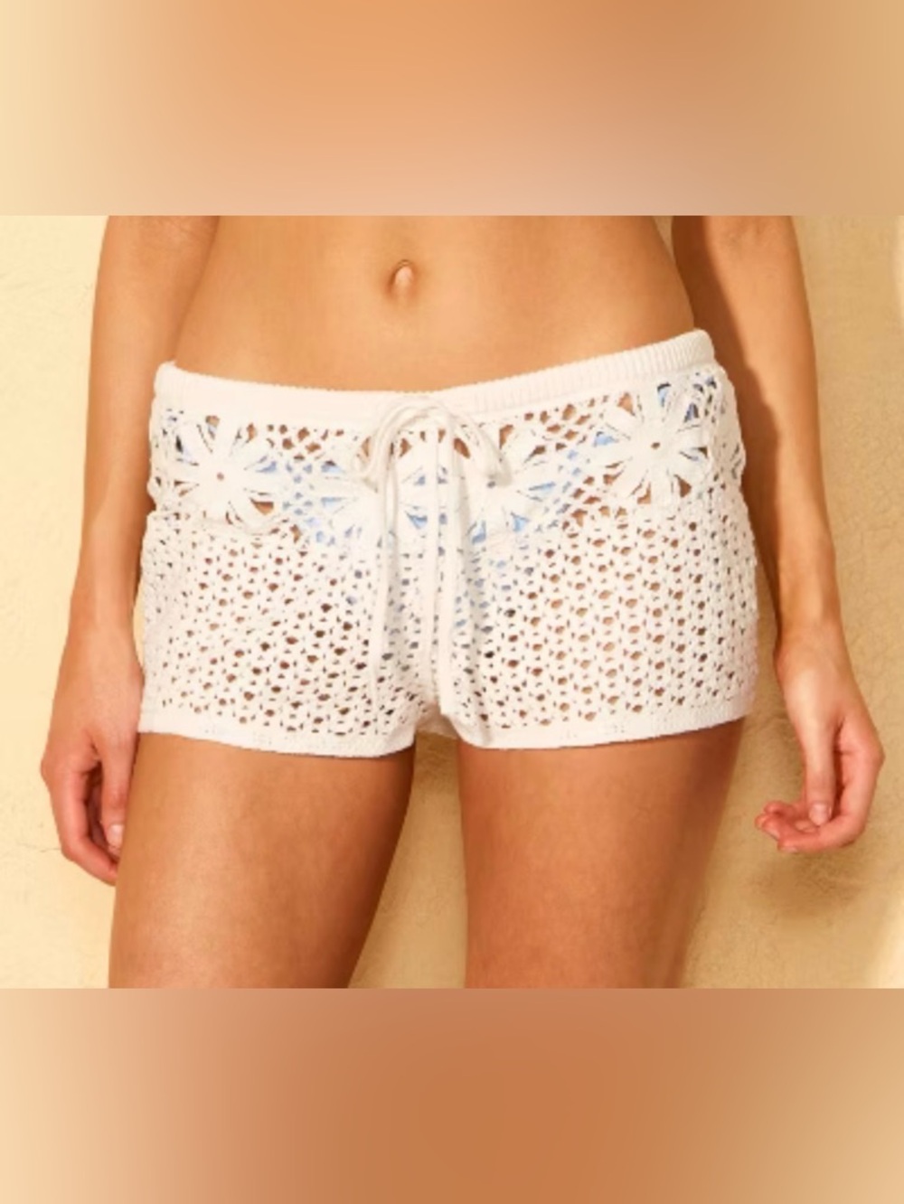 Crochet Knit Drawstring Women’s Shorts in Cream size small summer resortwear nwt